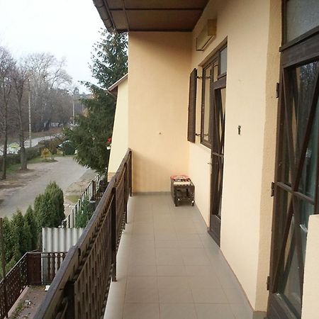 Orchidea Apartman تاتا الغرفة الصورة
