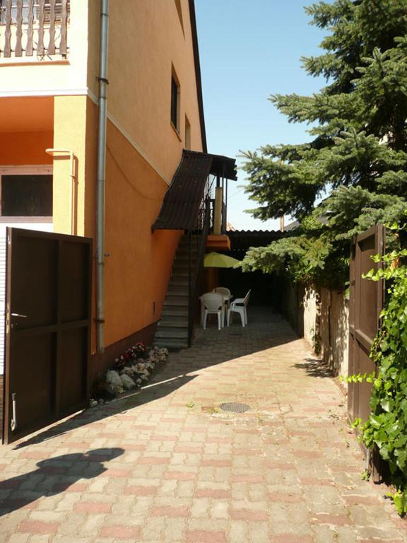 Orchidea Apartman تاتا الغرفة الصورة